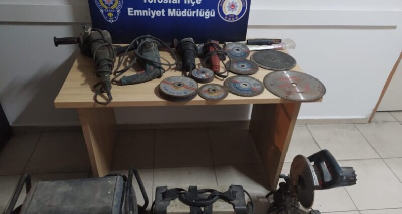 İşyerinin malzemelerini çalan hırsızlar yakalandı