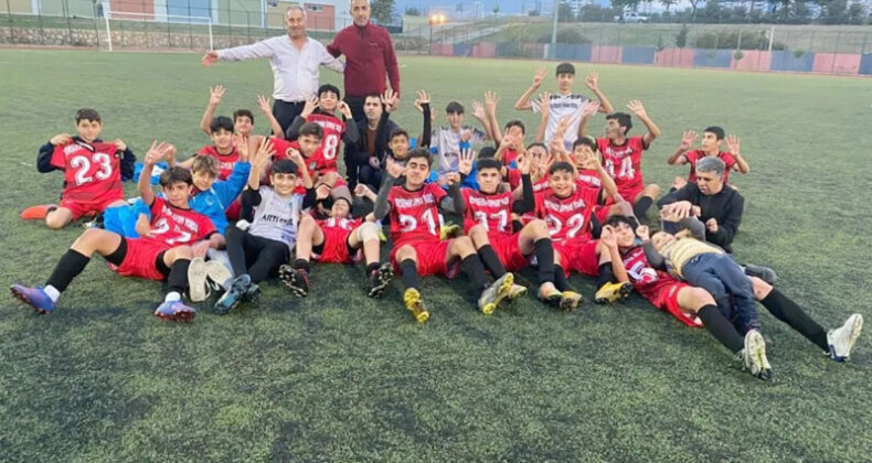 Play-off kurası çekildi
