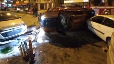 Otomobili ile 6 araca çarpıp durabildi