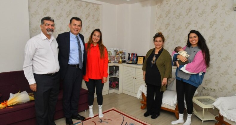 Başkan Özyiğit’ten Miray Ulaş’a tebrik ziyareti