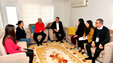 Öğretmenler 10 ilçede veli ziyaretlerine başladı
