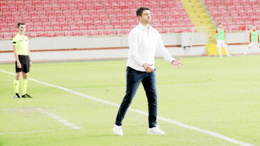 Aka: “Hedefe oynayan bir takımız”