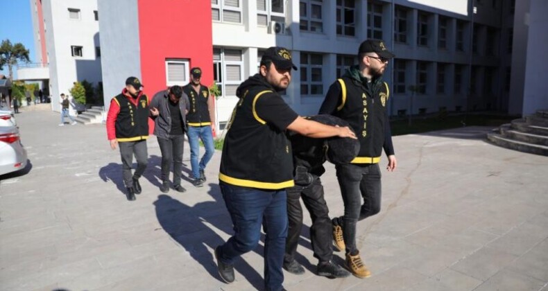 Kanser hastası yaşlı kadını dakikalarca dövüp gasp etti