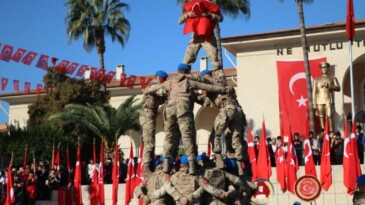 Mersin’de kurtuluş coşkusu