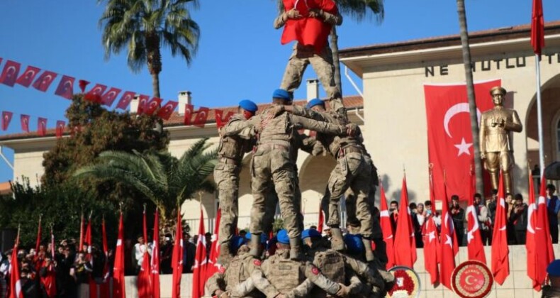 Mersin’de kurtuluş coşkusu