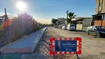 Akdeniz’de asfalt çalışmaları sürüyor