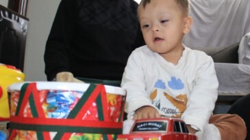 Minik Muhammet yaşama tutunmak için ilik nakli bekliyor