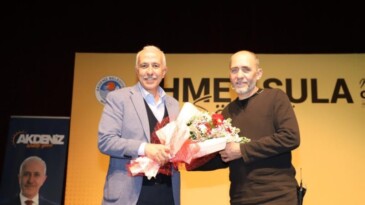 Ahmet Sula, Akdenizli gençlerle buluştu