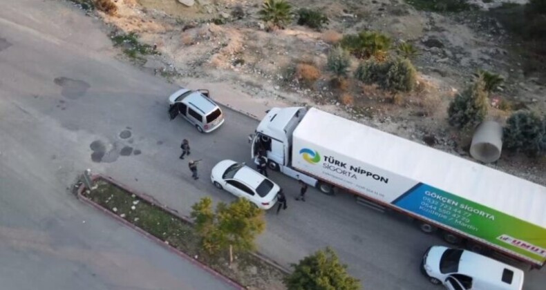 Mersin’de uyuşturucu tırına nefes kesen operasyon