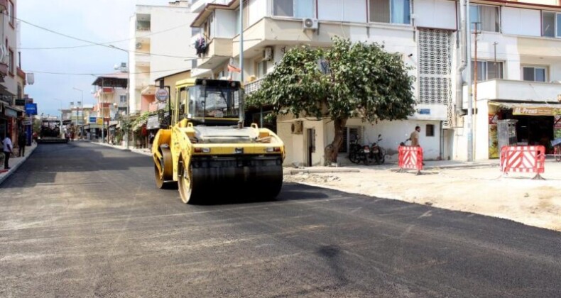 Kargıpınarı’nda 2 caddeye 2 bin 92 ton sıcak asfalt döküldü