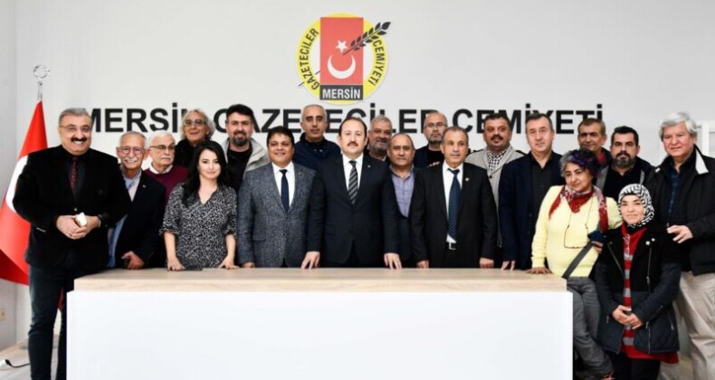 Gazetecilik özünde meşakkatli bir meslek!