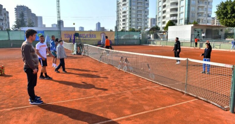 Yenişehir Belediyesi özel çocukları yalnız bırakmıyor