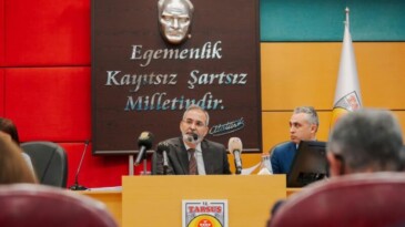 Toroslar Belediyesi depremden etkilenen vatandaşların yanında