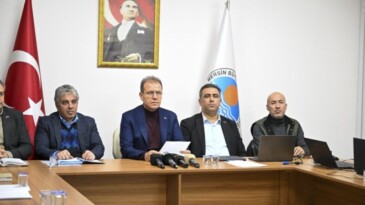 Seçer: “Ulusça bu badireyi hep birlikte atlatacağımıza inancımız tamdır”