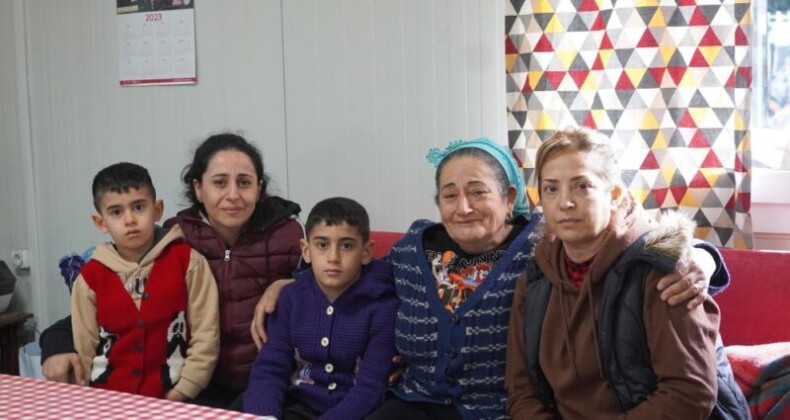 Mezitli Belediyesi Gönüllü Evi, depremzede aileye kucak açtı