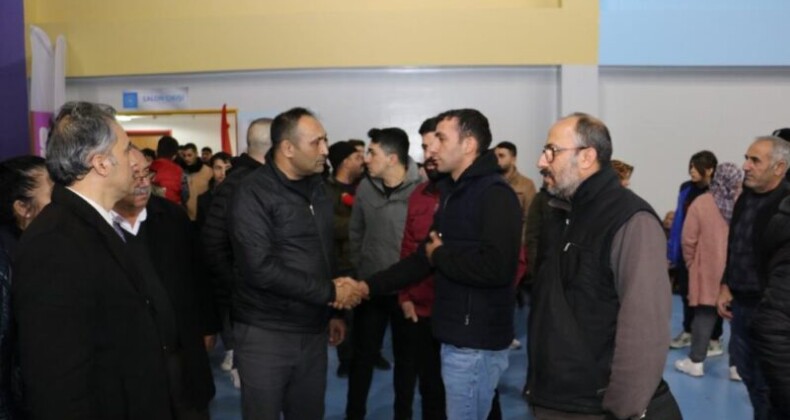 Başkan Yılmaz, acil toplanma alanlarında vatandaşlarla buluştu