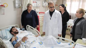 Başhekim Prof. Dr. Akdağ: “Hastaların kimi korkudan kalp krizi geçirdi, kimi yüksekten atladı”