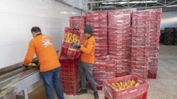 Mersin’den 62 bin 510 ekmek deprem bölgesine gönderildi