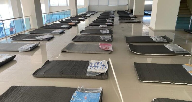 Depremzedeler Mersin’de misafir ediliyor