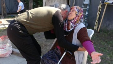 Depremin simge görüntüsü olmuştu: “Ağlatan buluşma”