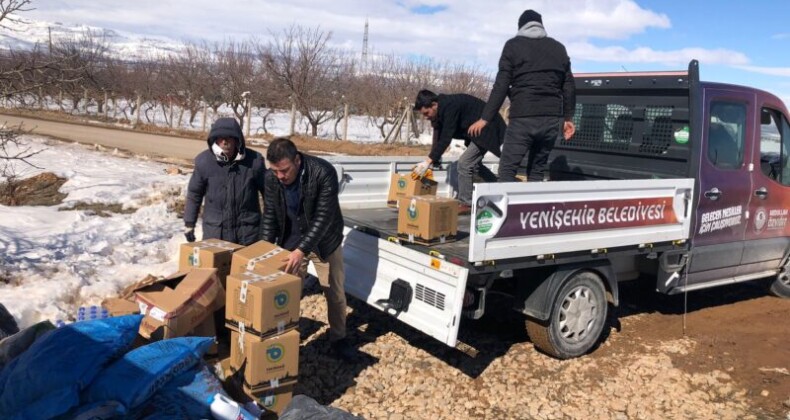 Yenişehir Belediyesi ekipleri Malatya’nın köylerinde depremzedelerin yanında