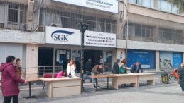 E-Devlet, SGK önlerindeki EYT kuyruğunu azalttı
