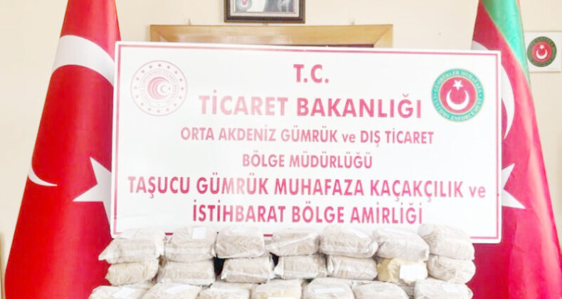 Gümrük Muhafaza ekipleri Mersin’de 35 kilogram esrar ele geçirdi