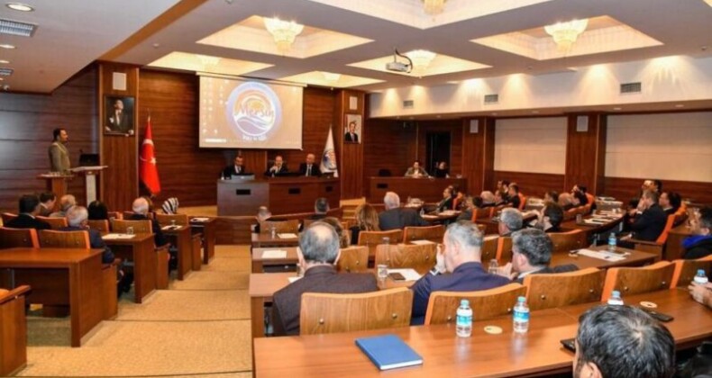 Mersin’de Tarımsal Kuraklık İl Kriz Merkezi Yönetimi Toplantısı yapıldı