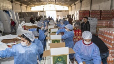 Mersin Büyükşehir Belediyesi, Ramazan ayında 120 bin haneye gıda kolisi ulaştıracak