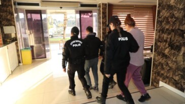 Mersin’de fuhuş operasyonu: 2’si ev hapsi, toplam 13 tutuklu