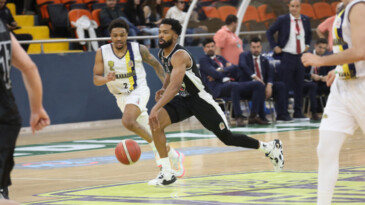 MSK rakip dinlemiyor: 82-95