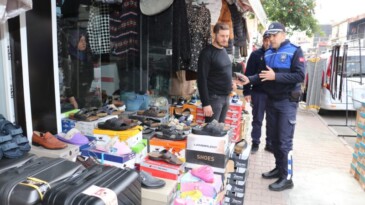 Toroslar’da kaldırım işgaline sıkı takip