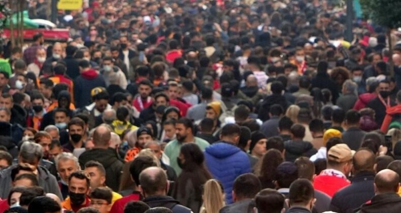 2021 yılında yurt dışından Türkiye’ye 739 bin 364 kişi göç etti