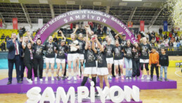 Tarsus Belediyesi Kadın Basketbol Takımı şampiyon oldu