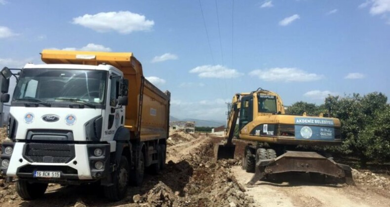 Akdeniz’de yol açma çalışmaları sürüyor
