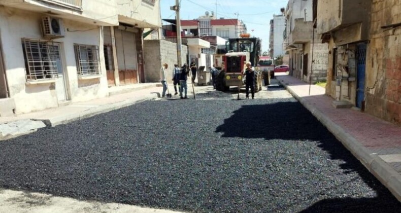 Akdeniz’de asfalt çalışmaları hız kazandı