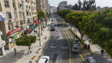 İSTİKLAL CADDESİ TAMAMEN TRAFİĞE AÇILDI