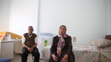 BEDRİYE TEYZENİN SÖZLERİ YÜREKLERİ DAĞLADI: “‘BABAANNE ELİMİ BIRAKMA’ DEYİŞİNİ UNUTAMIYORUM”