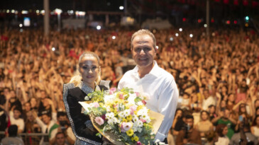 30 Ağustos coşkusu Mersin’de bir başka güzel
