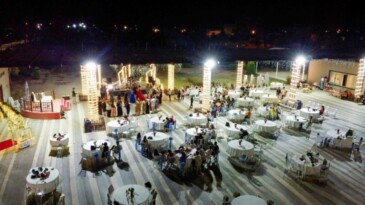 TARSUS’TA UYGUN FİYATLI KIR DÜĞÜN SALONU İLK KINA GECESİNE EV SAHİPLİĞİ YAPTI