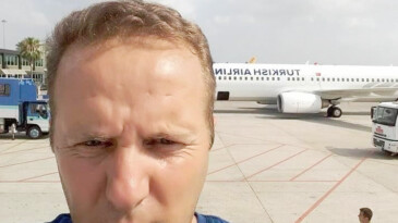 Ablasını öldürüp intihar etti