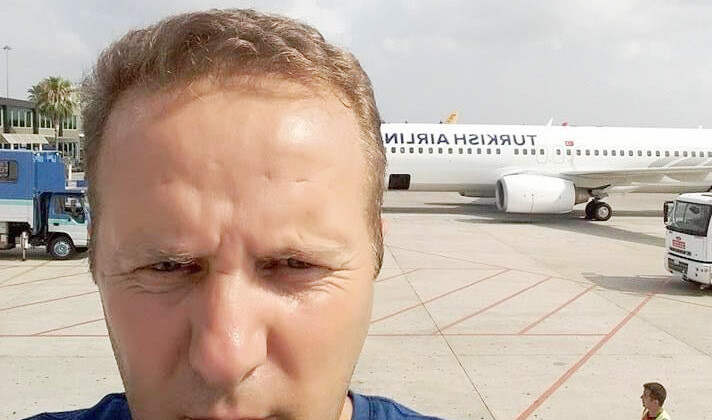 Ablasını öldürüp intihar etti