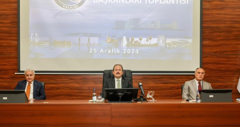 İl İdare Şube Başkanları Toplantısı Vali Pehlivan başkanlığında yapıldı