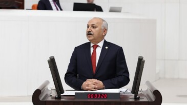 “Mersin’e verilen sözler tutulmuyor”