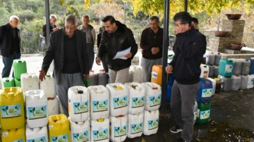 Yenişehir’den organik solucan gübresiyle üreticiye destek