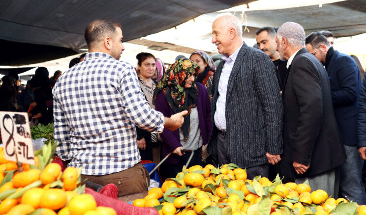 Başkan Gültak’tan pazar ziyareti