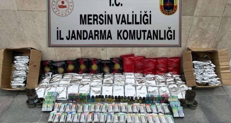 Gümrük kaçağı elektronik sigaralar ile tütün ele geçirildi