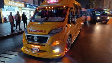 Trafik ekipleri kontrollerini sürdürüyor