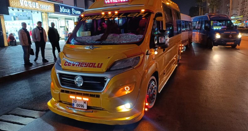 Trafik ekipleri kontrollerini sürdürüyor