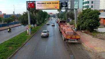 Büyükşehir, Liman Yolu’nda trafik güvenliğini sağlıyor